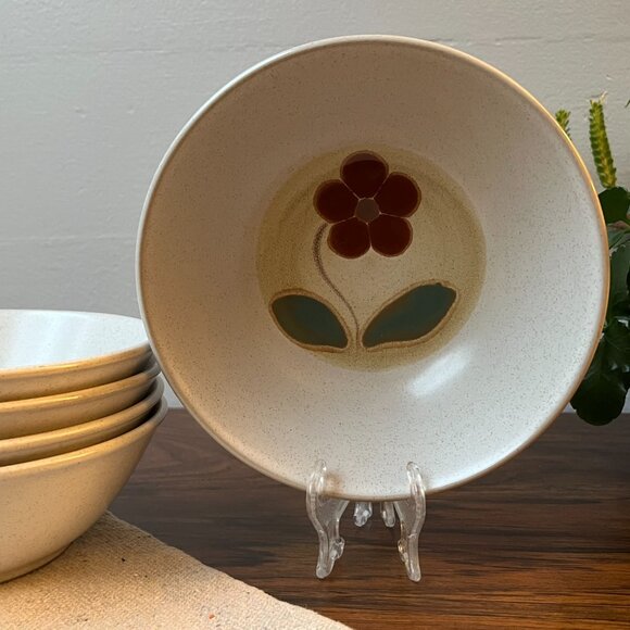 Noritake Folkstone 5 Cereal Bowls Happy Time 8541 Genuine Stoneware Red Flower - Picture 2 of 10